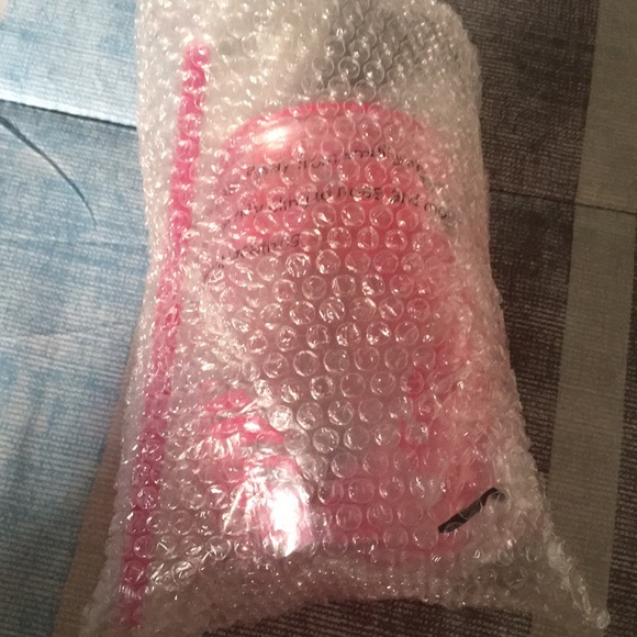 🌺 T-MOBILE Cup with pink straw - Picture 8 of 8